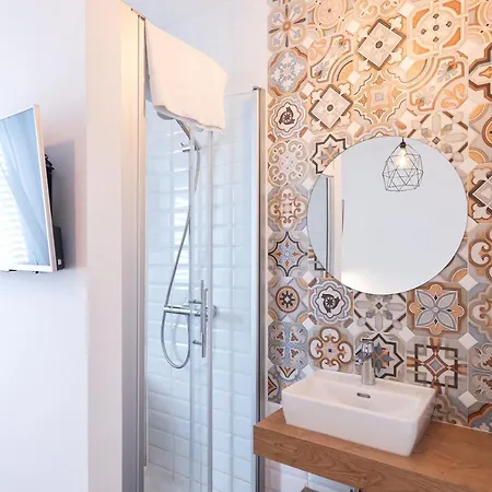 Zaratino Bed & Breakfast 3*