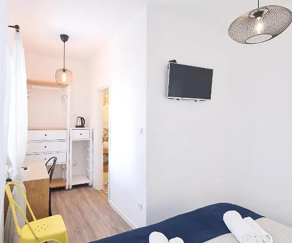 Zaratino Bed & Breakfast 3*